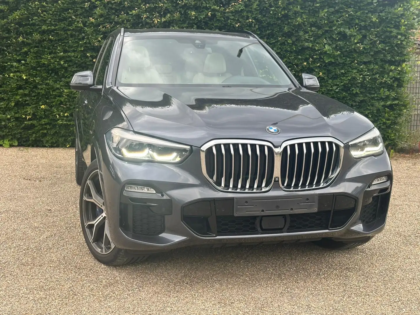 BMW X5 xDrive30d Msport Pano Head-up 360 M Sportuitlaat Grijs - 2
