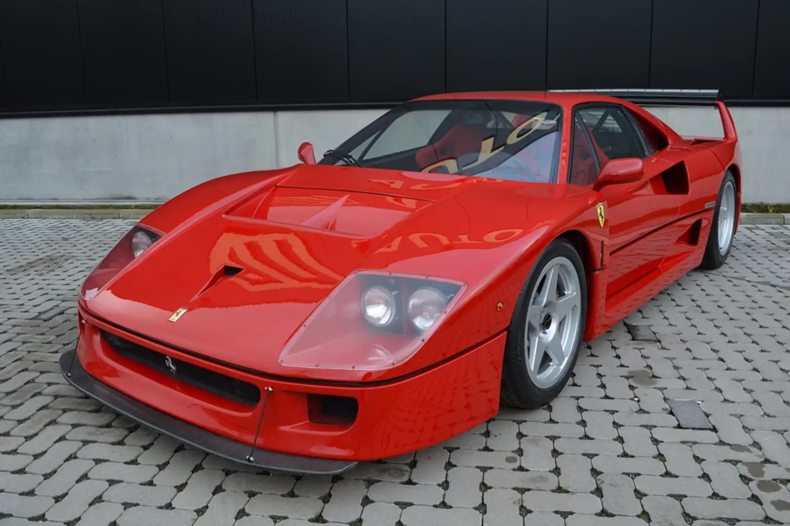 Ferrari F40 Pack LM !! Superbe état !! VENDU !! SOLD !! crvena - 1