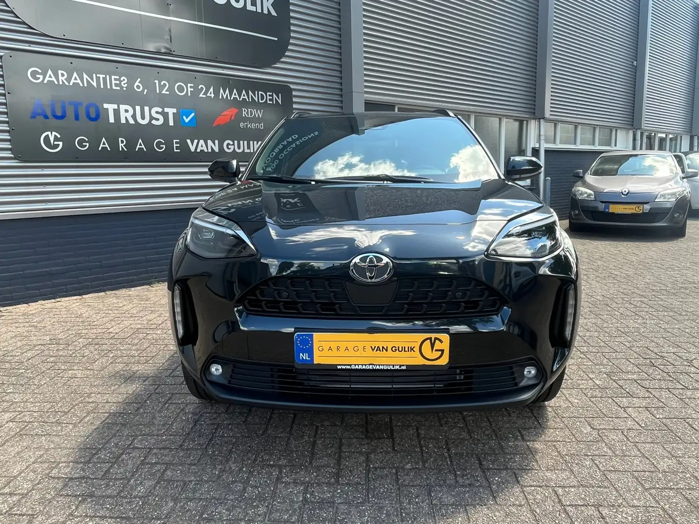 Toyota Yaris Cross 1.5 Hybrid 130PK Automaat TeamPlayer Safetypack,Wi Zwart - 2