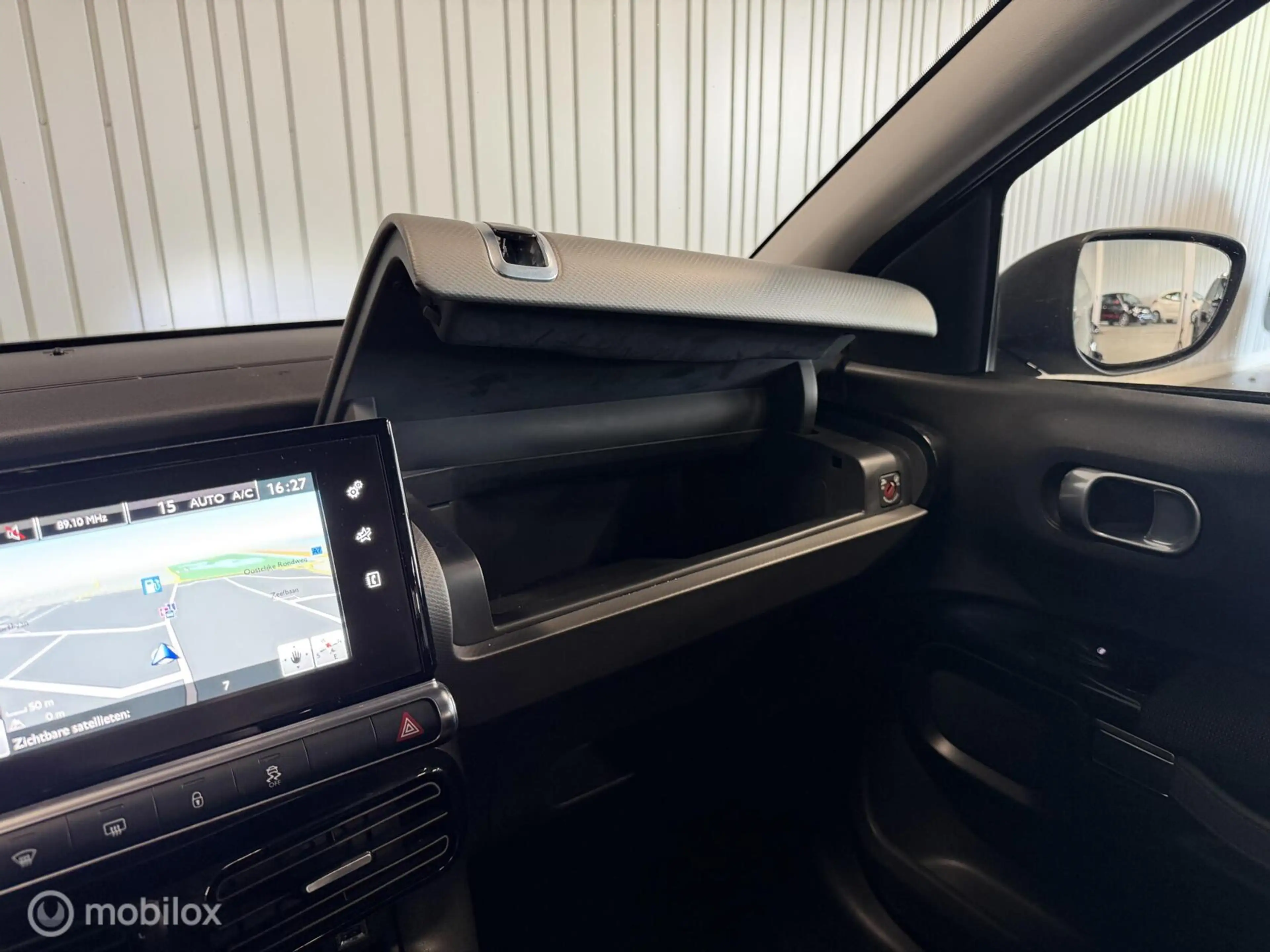Citroen C4 Cactus 1.2 PureTech Business — photo 15