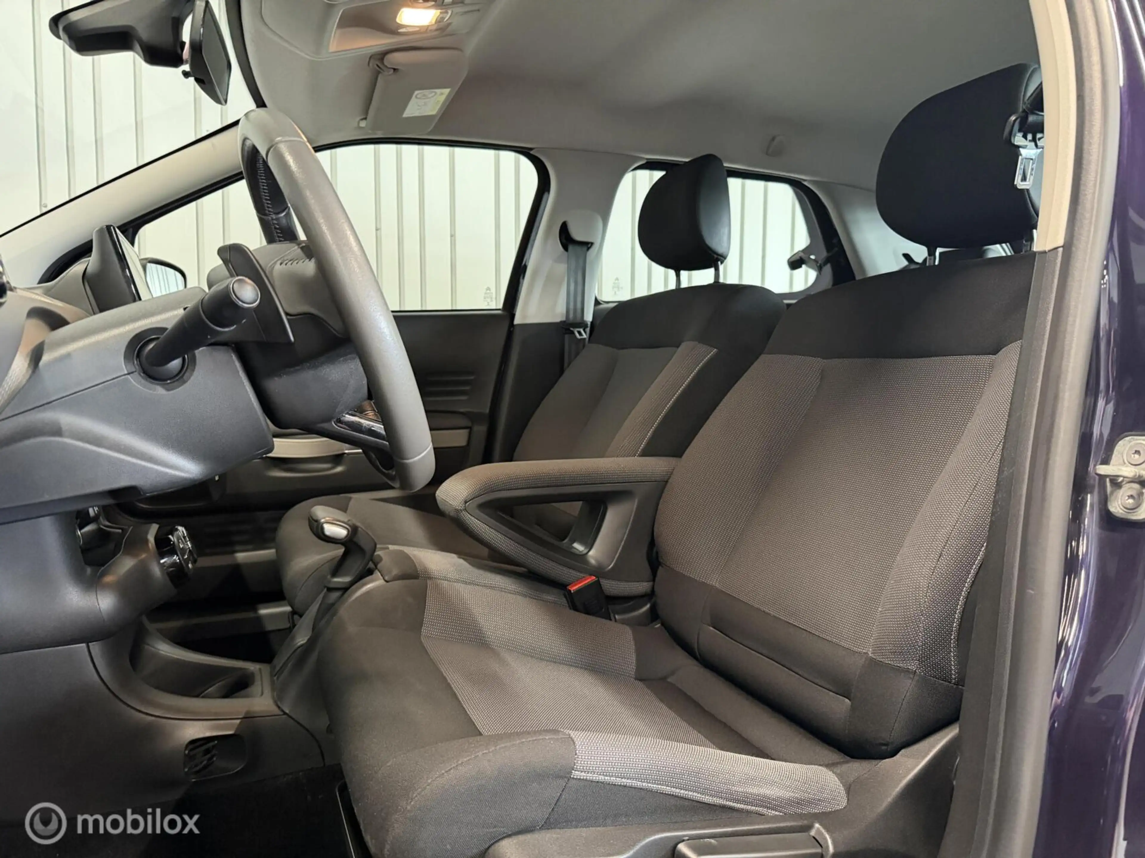 Citroen C4 Cactus 1.2 PureTech Business — photo 8