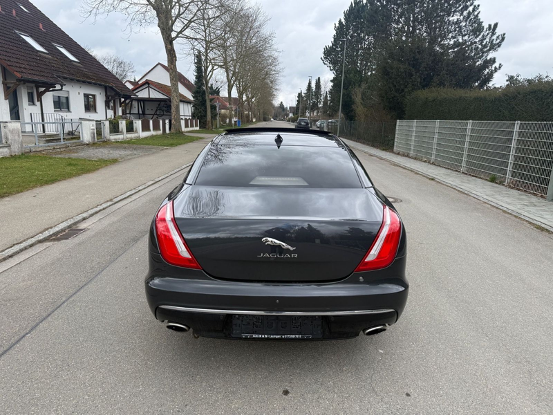 Jaguar XJ Portfolio Vollausstattung 1.Hand — photo 13