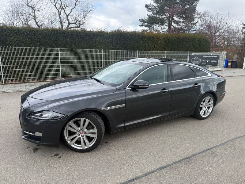 Jaguar XJ Portfolio Vollausstattung 1.Hand — photo 5