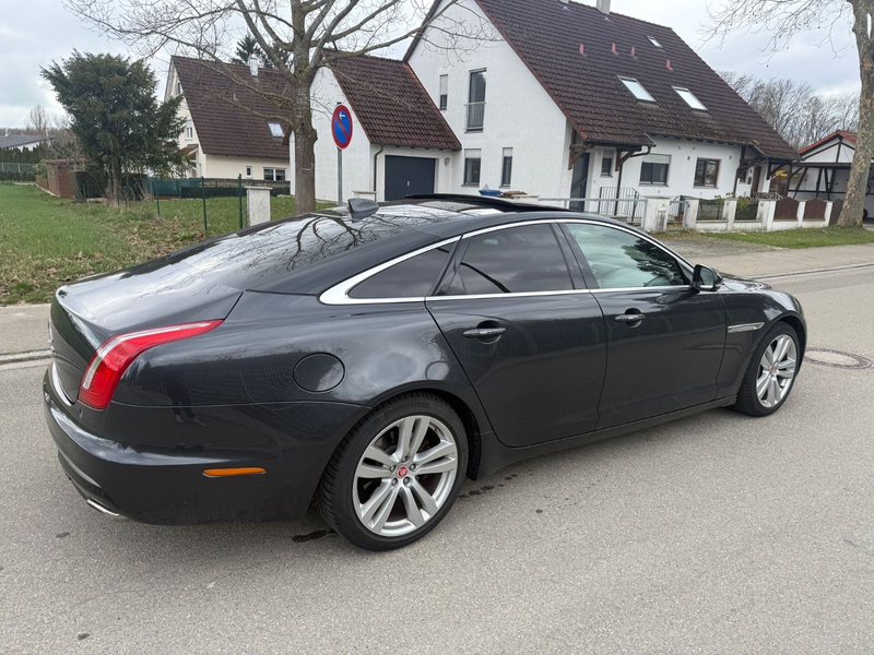 Jaguar XJ Portfolio Vollausstattung 1.Hand — photo 15