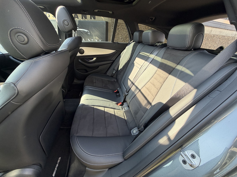 Mercedes-Benz E 400 d 4Matic T 9G-TRONIC AMG Line — photo 5