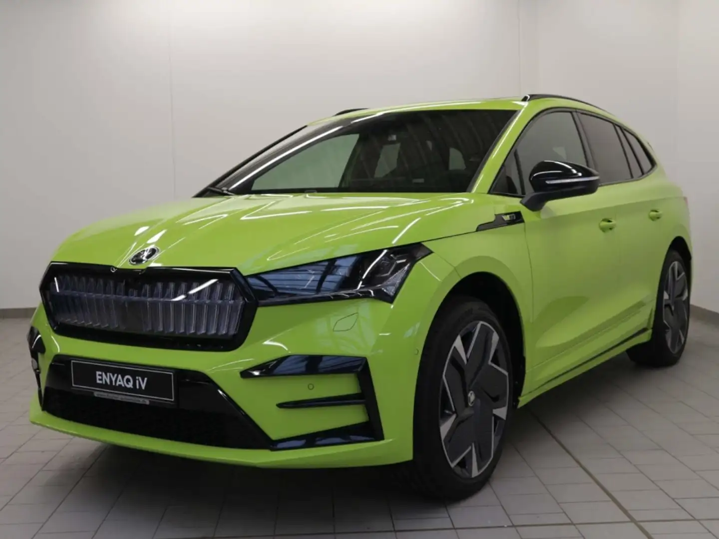 Skoda Enyaq Elektro RS 4x4 Grün - 2