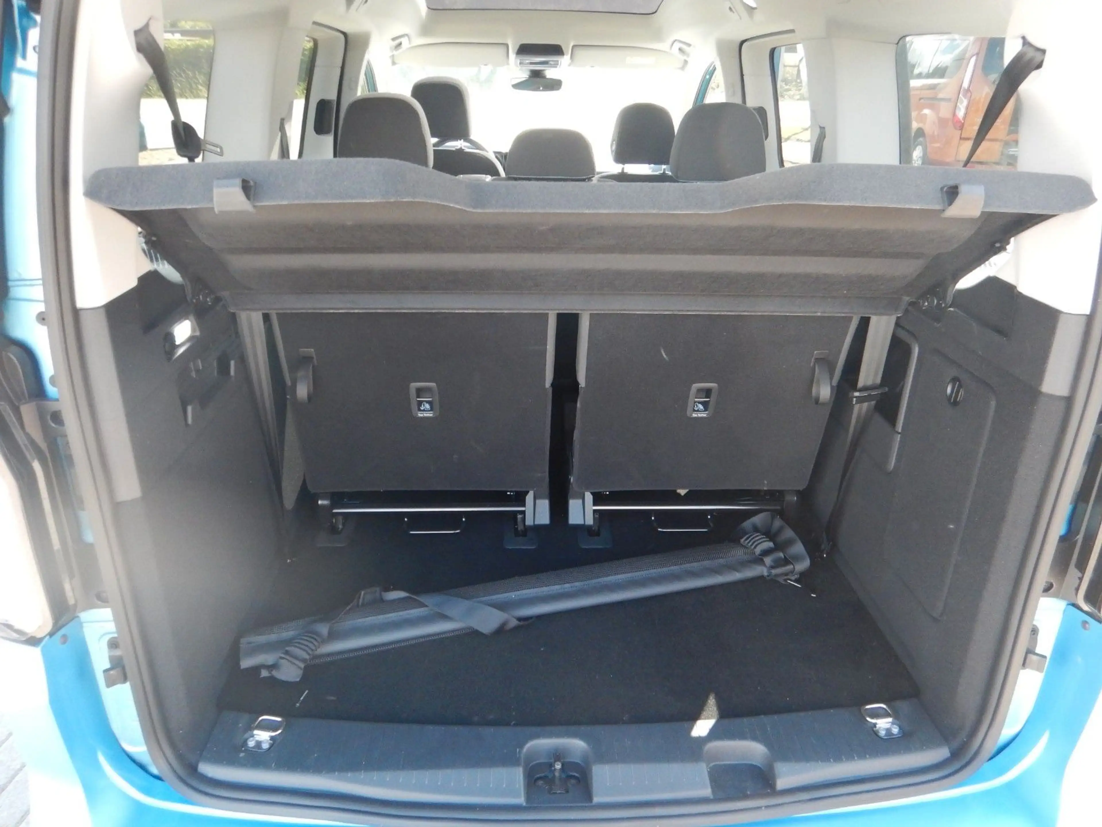 Ford Grand Tourneo Connect Active Navi Kamera AHK — photo 8