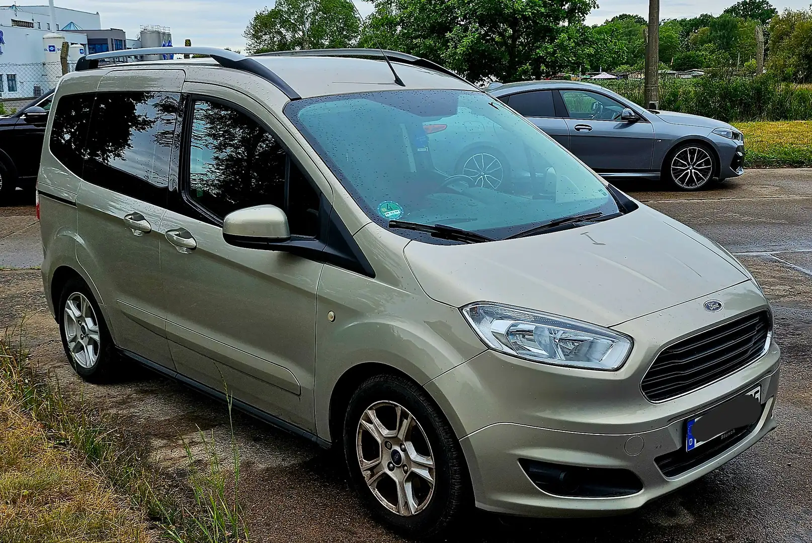 Ford Tourneo Courier Tourneo Courier 1.0 Trend guter Zustand - 2