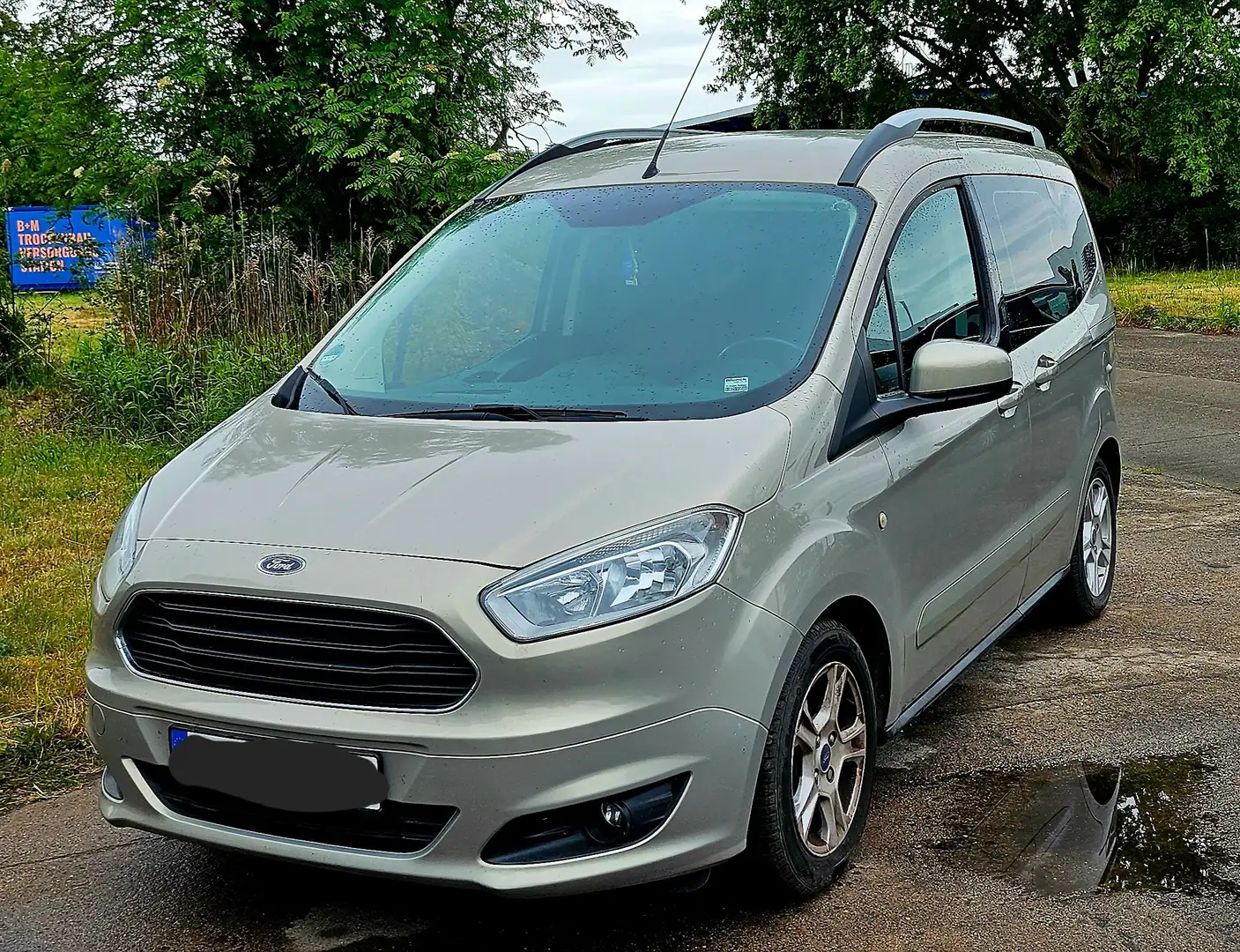 Ford Tourneo Courier Tourneo Courier 1.0 Trend guter Zustand - 1