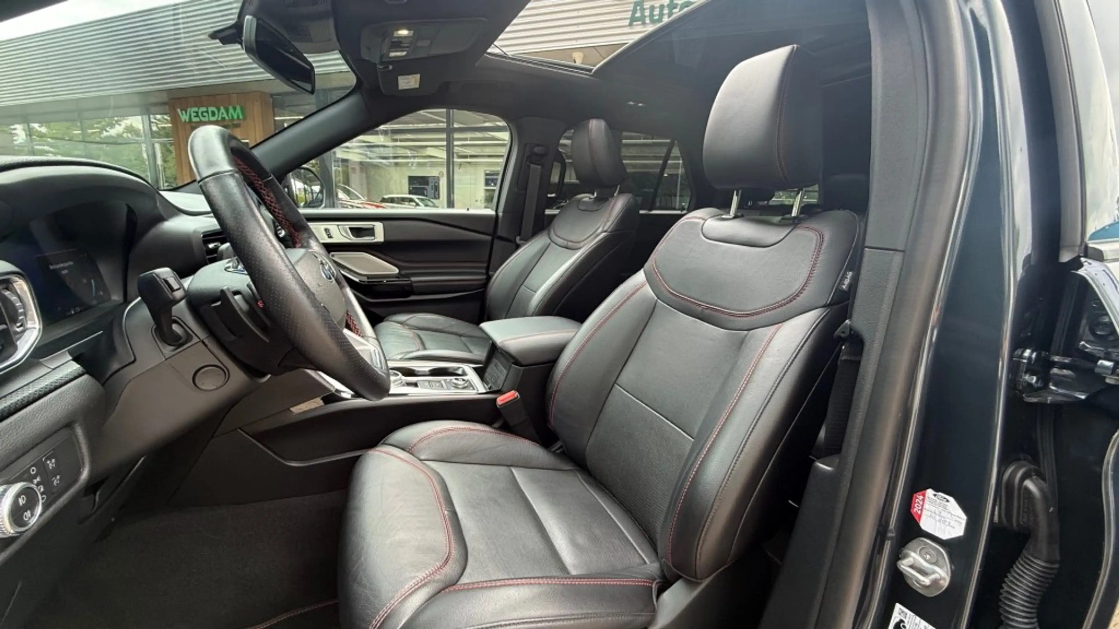 Ford Explorer 3.0 V6 EB PHEV ST-LINE / BLACK EDITION / 20inch / — photo 10