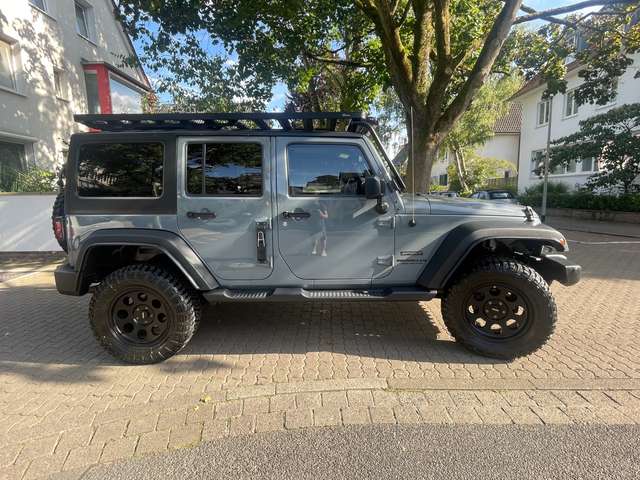 Jeep Wrangler Wrangler Unlimited 3.6 Automatik TÜV NEU