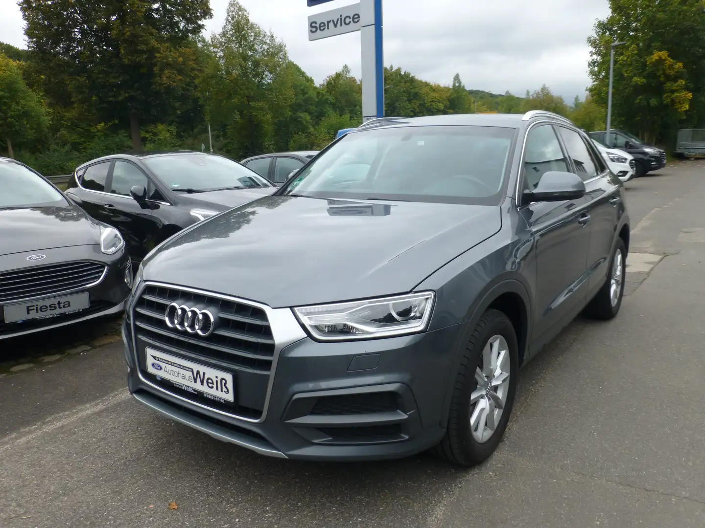 Audi Q3 1.4 TFSi Design_Temp_Navi_Standheizung Grijs - 1