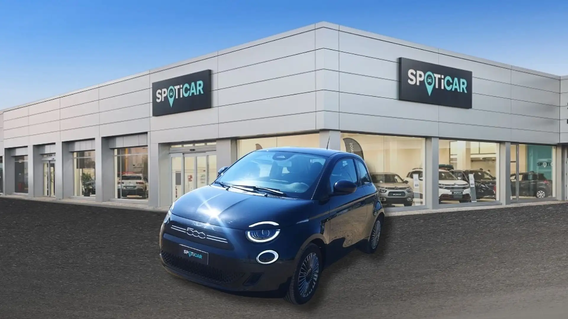 Fiat 500 e Berlina 42 kWh Icon Zwart - 1