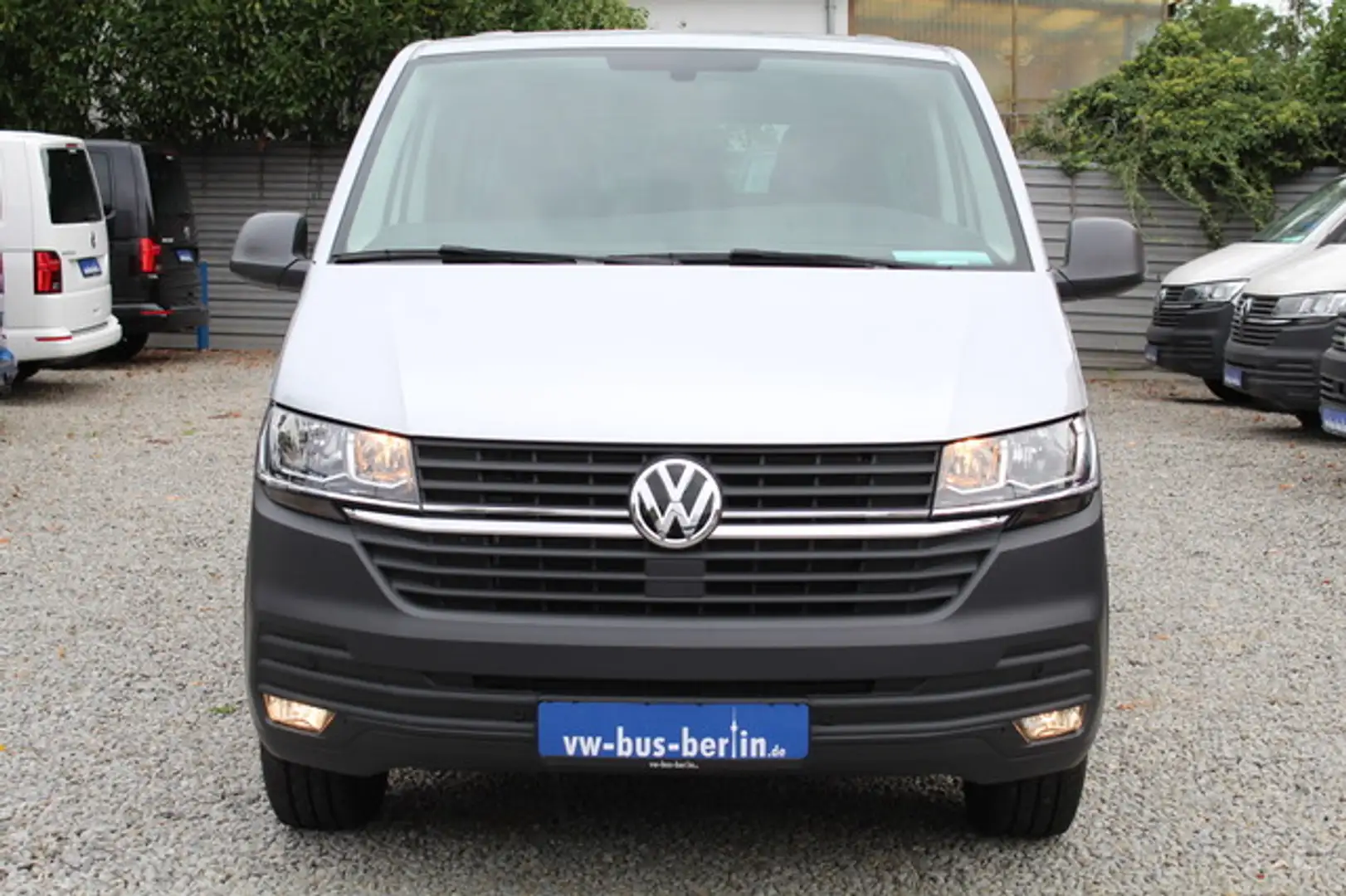Volkswagen T6.1 Kombi Lang LR 150PS DSG PDC Standheizung Argintiu - 2