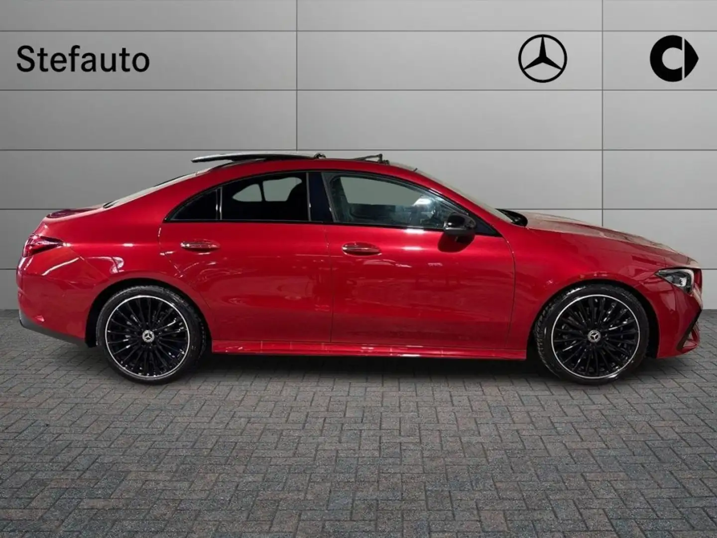 Mercedes-Benz CLA 200 d Automatic AMG Line Premium Rosso - 2