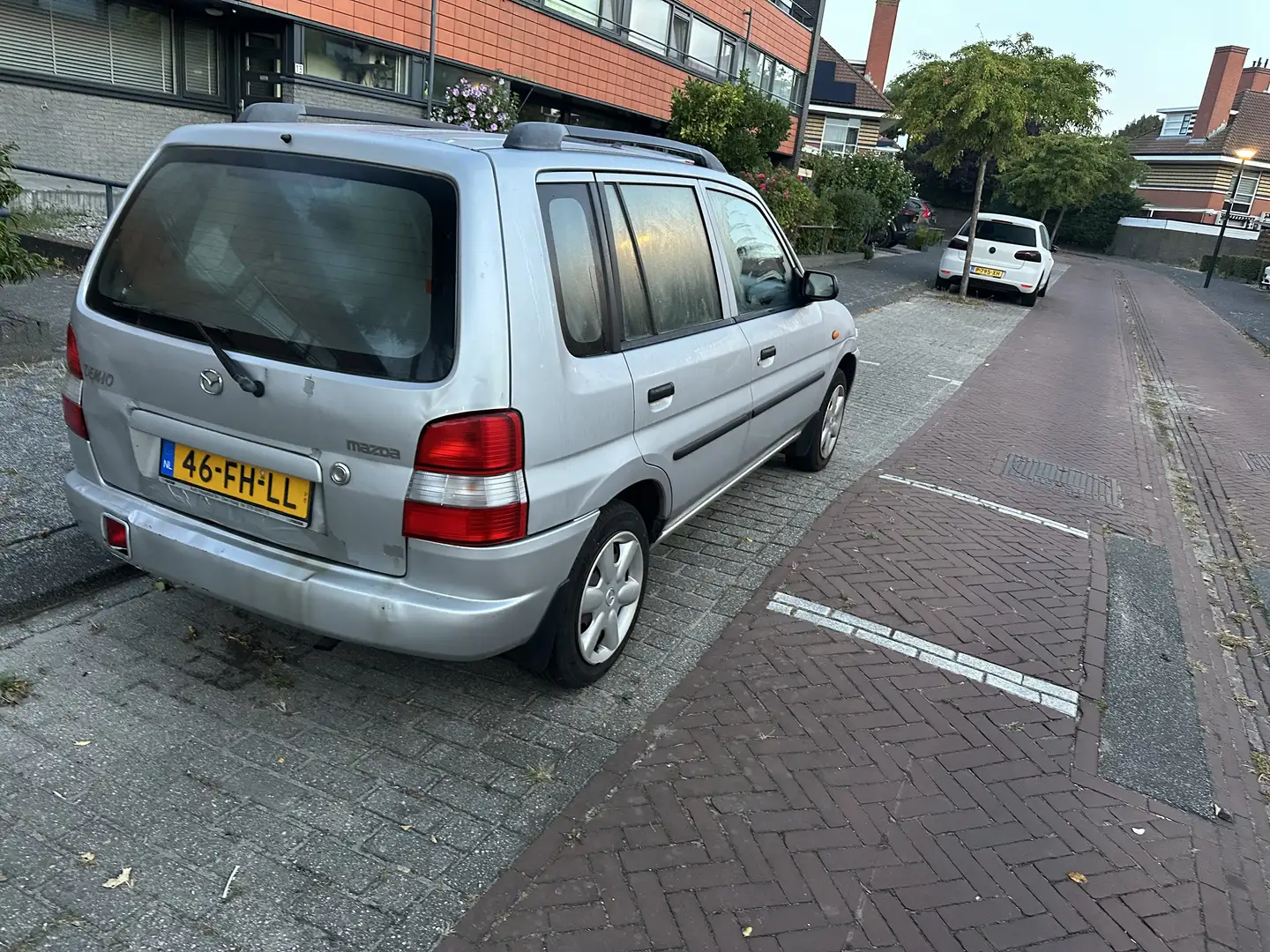 Mazda Demio 1.3 GLX Szürke - 1