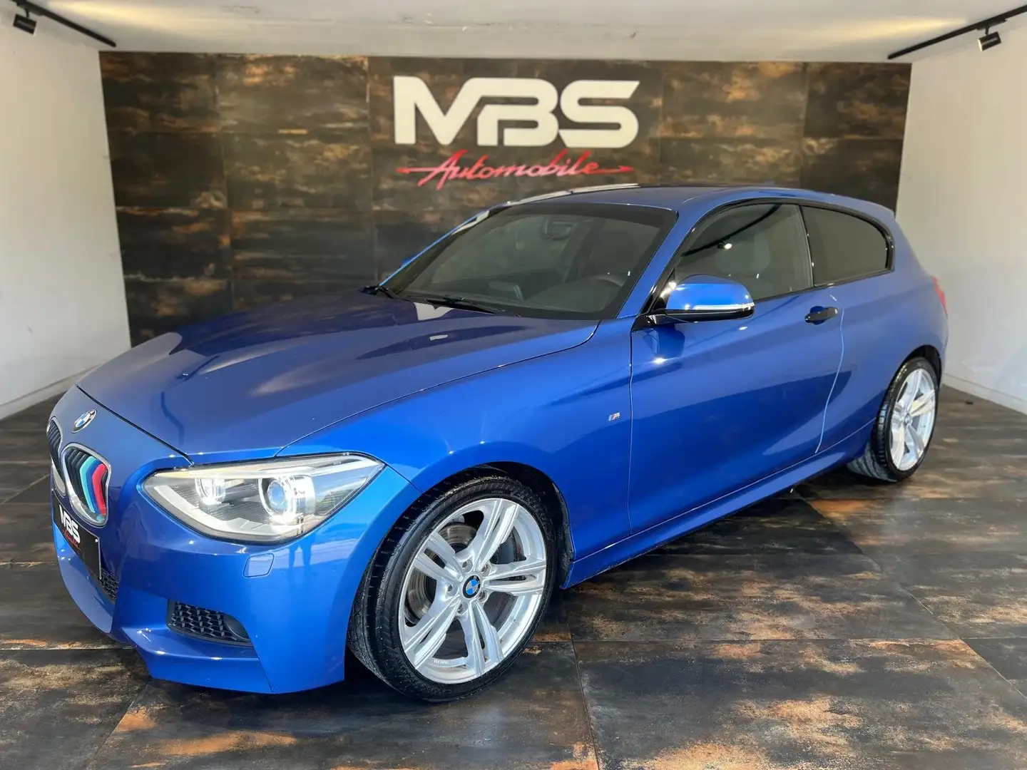 BMW 114 d * PACK M * ALCANTARA * CLIM * RADIO * XENON Blauw - 1