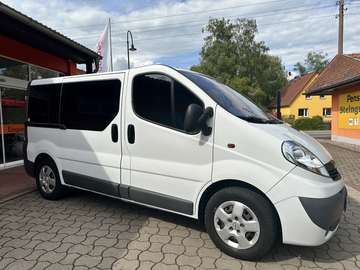 Bus * AHK * Rückfahrkamera * 9-Sitzer * Klima *