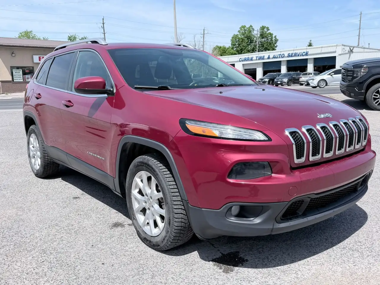 Jeep Cherokee снимка Jeep Cherokee