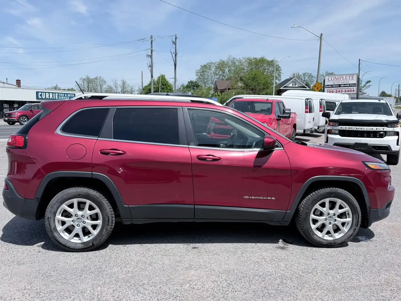 Jeep Cherokee снимка Jeep Cherokee