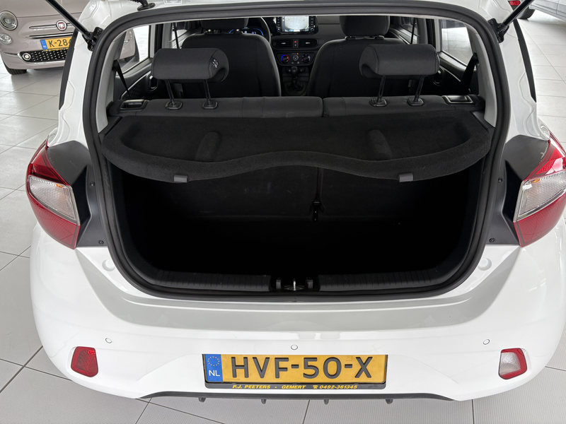 Hyundai i10 1.0 Comfort Achteruitrijcamera - Airco - Navigatie — photo 18