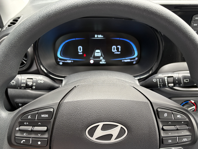 Hyundai i10 1.0 Comfort Achteruitrijcamera - Airco - Navigatie — photo 9