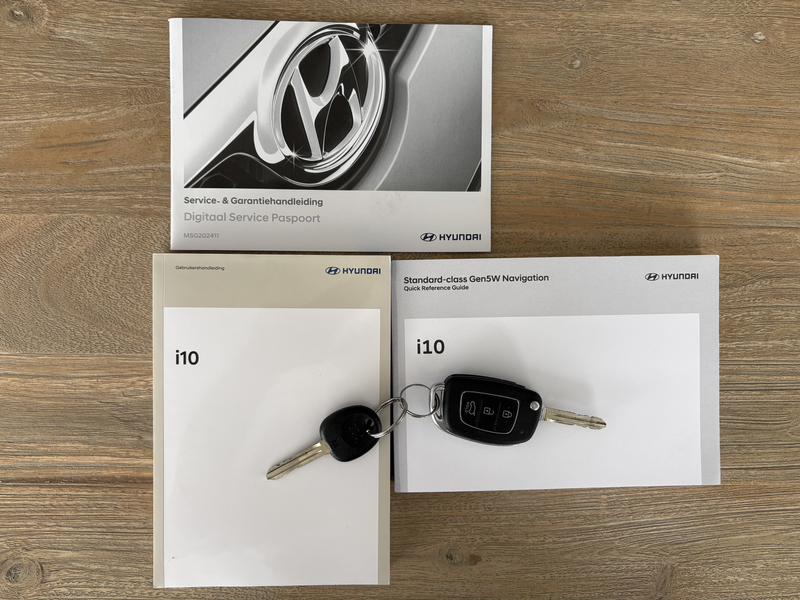 Hyundai i10 1.0 Comfort Achteruitrijcamera - Airco - Navigatie — photo 20