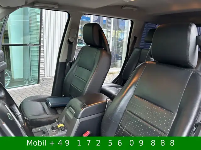 Land Rover Discovery view 9