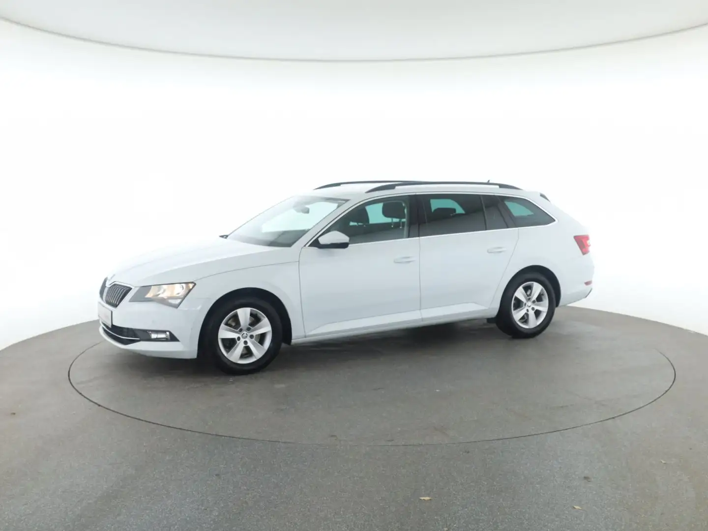 Skoda Superb Ambition TDI Weiß - 1
