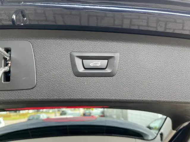 BMW 2 Series view 10