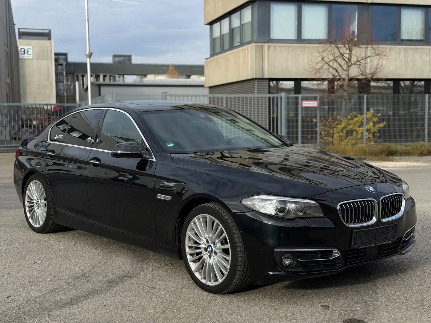 BMW 530 d Lim. Euro6 Luxury Line HUD Softclose ACC Noir - 2