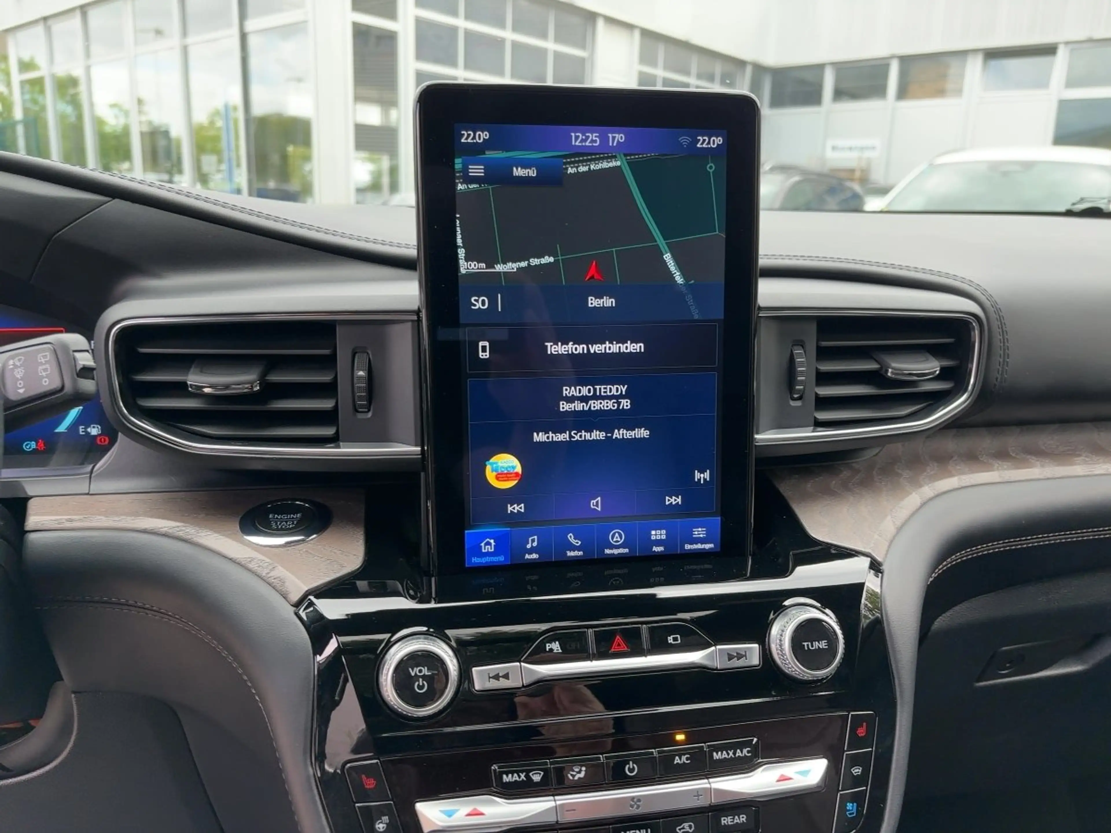 Ford Explorer Platinum PHEV Leder+AHK+Glasdach+LED+Navi ACC CAM — photo 13