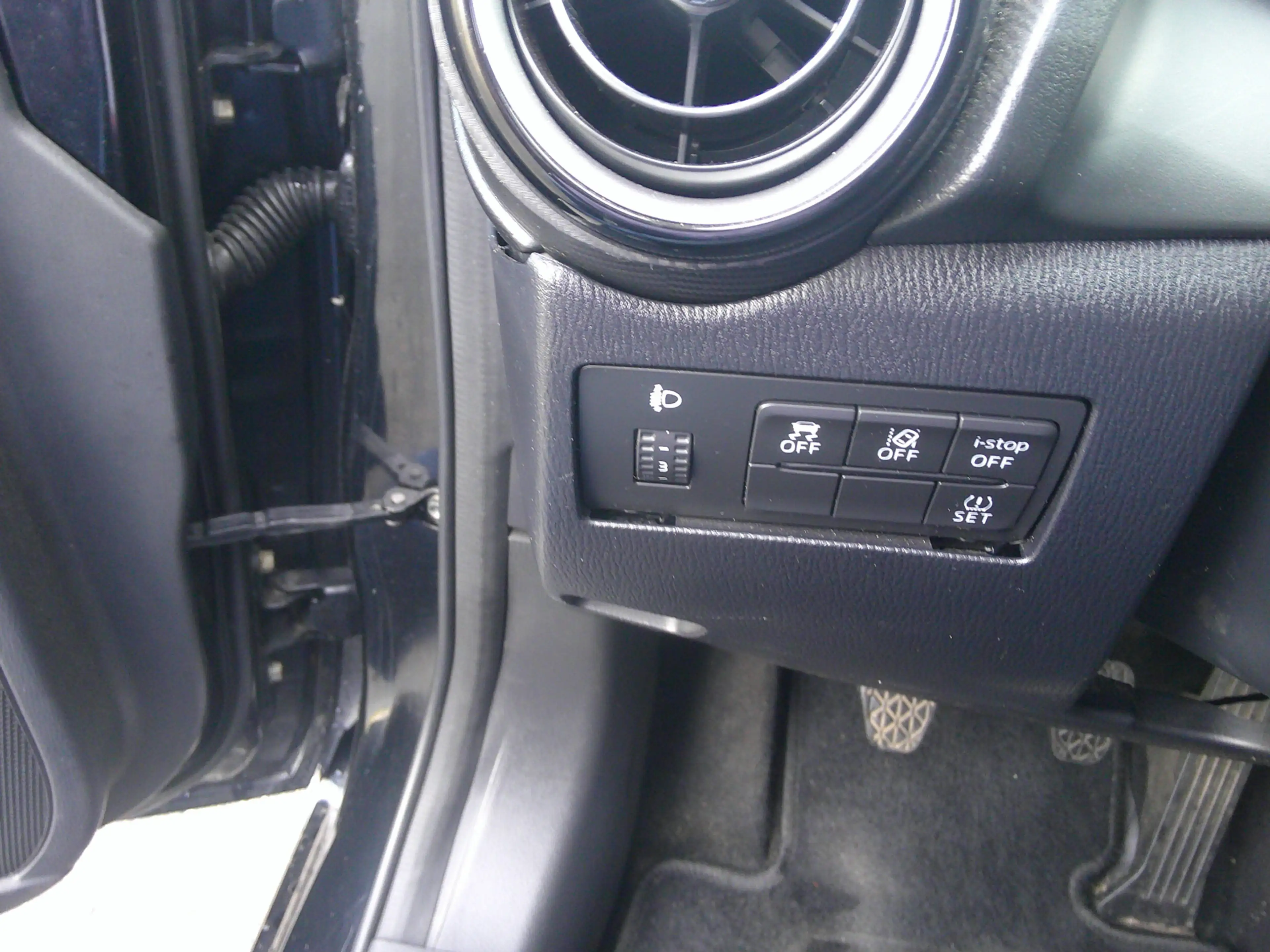 Mazda 2 1.5 Skyactiv-G Dynamic+ Staat in Hoogeveen — photo 13
