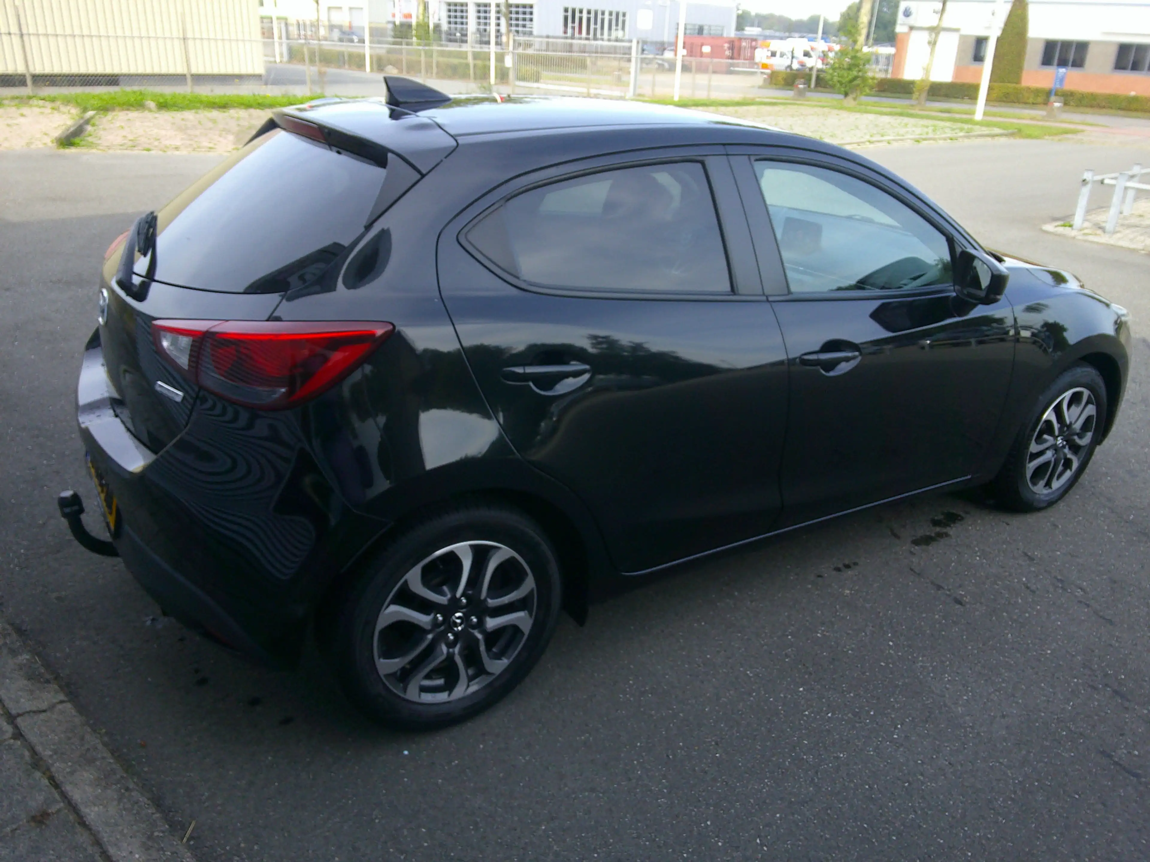 Mazda 2 1.5 Skyactiv-G Dynamic+ Staat in Hoogeveen — photo 4