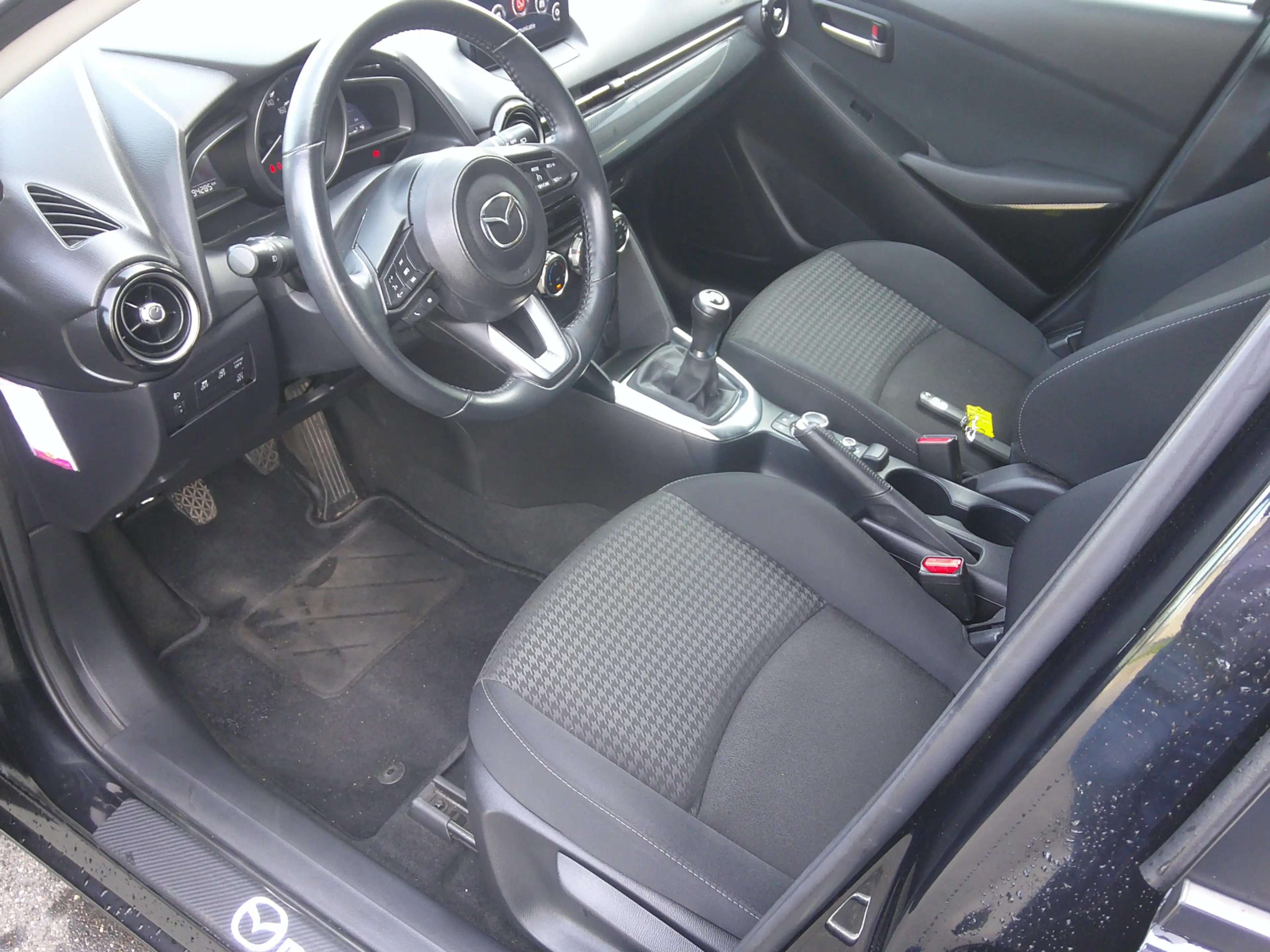 Mazda 2 1.5 Skyactiv-G Dynamic+ Staat in Hoogeveen — photo 12
