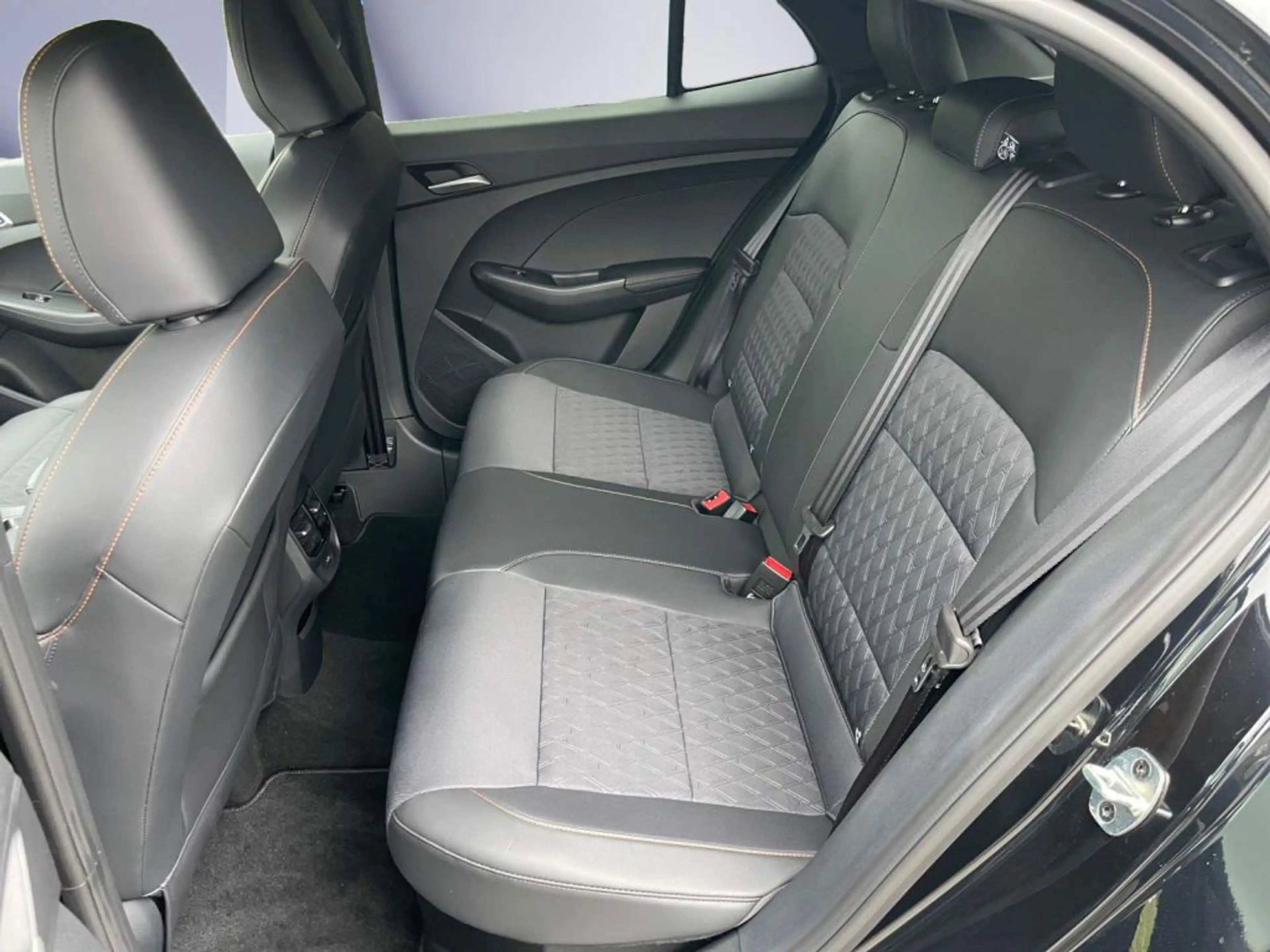 MG MG3 3 Hybrid+ Luxury — photo 9