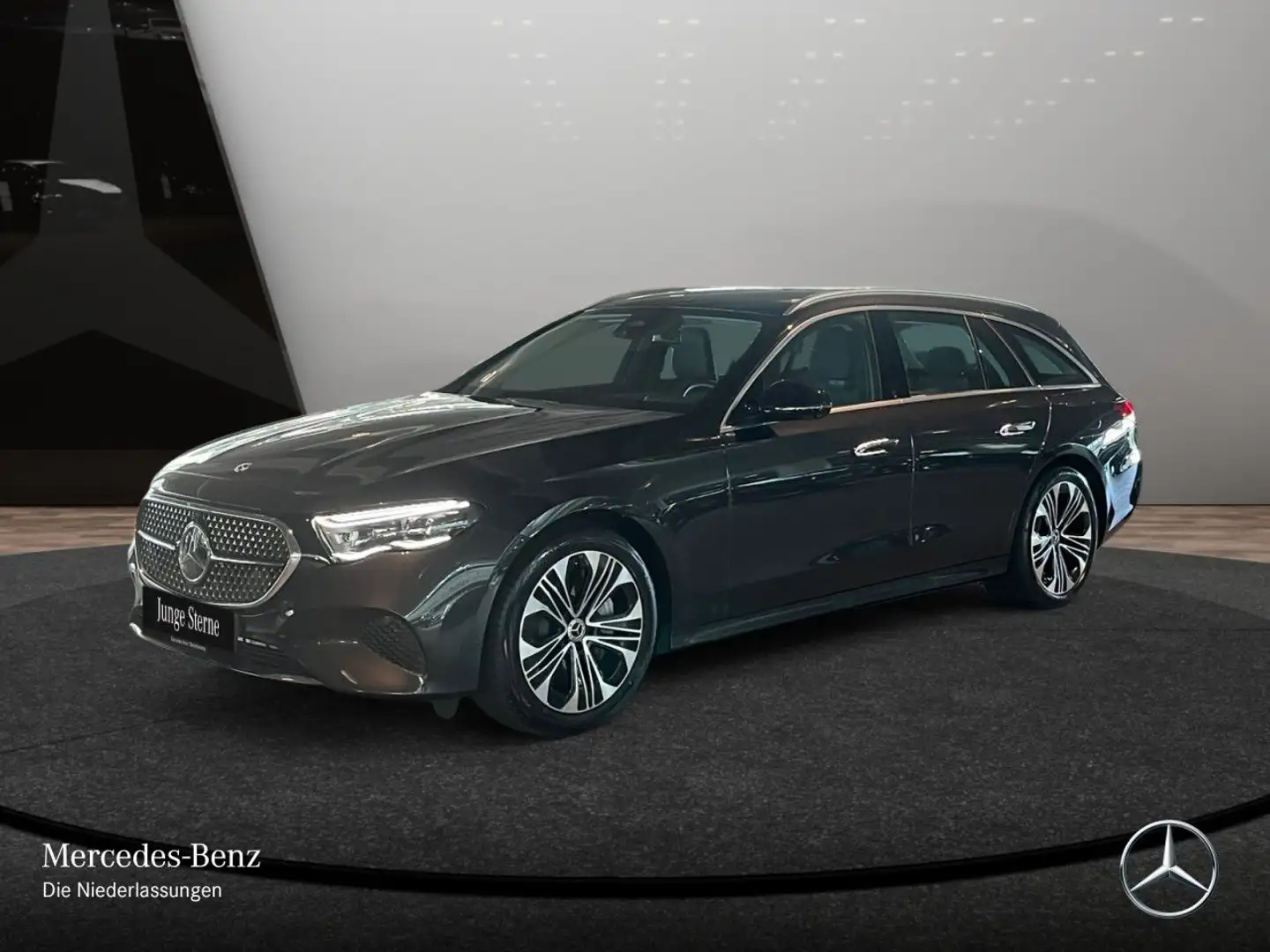 Mercedes-Benz E 300 de T Hybrid Avantgarde 360° Distr. AHK PTS Grau - 2