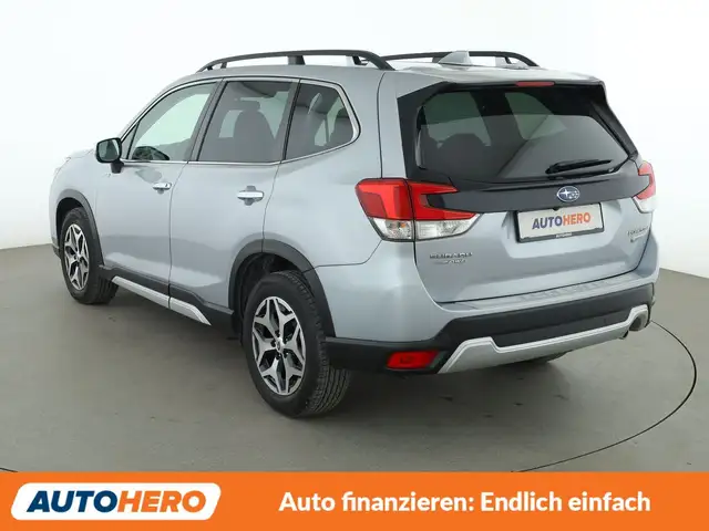 Subaru Forester view 4