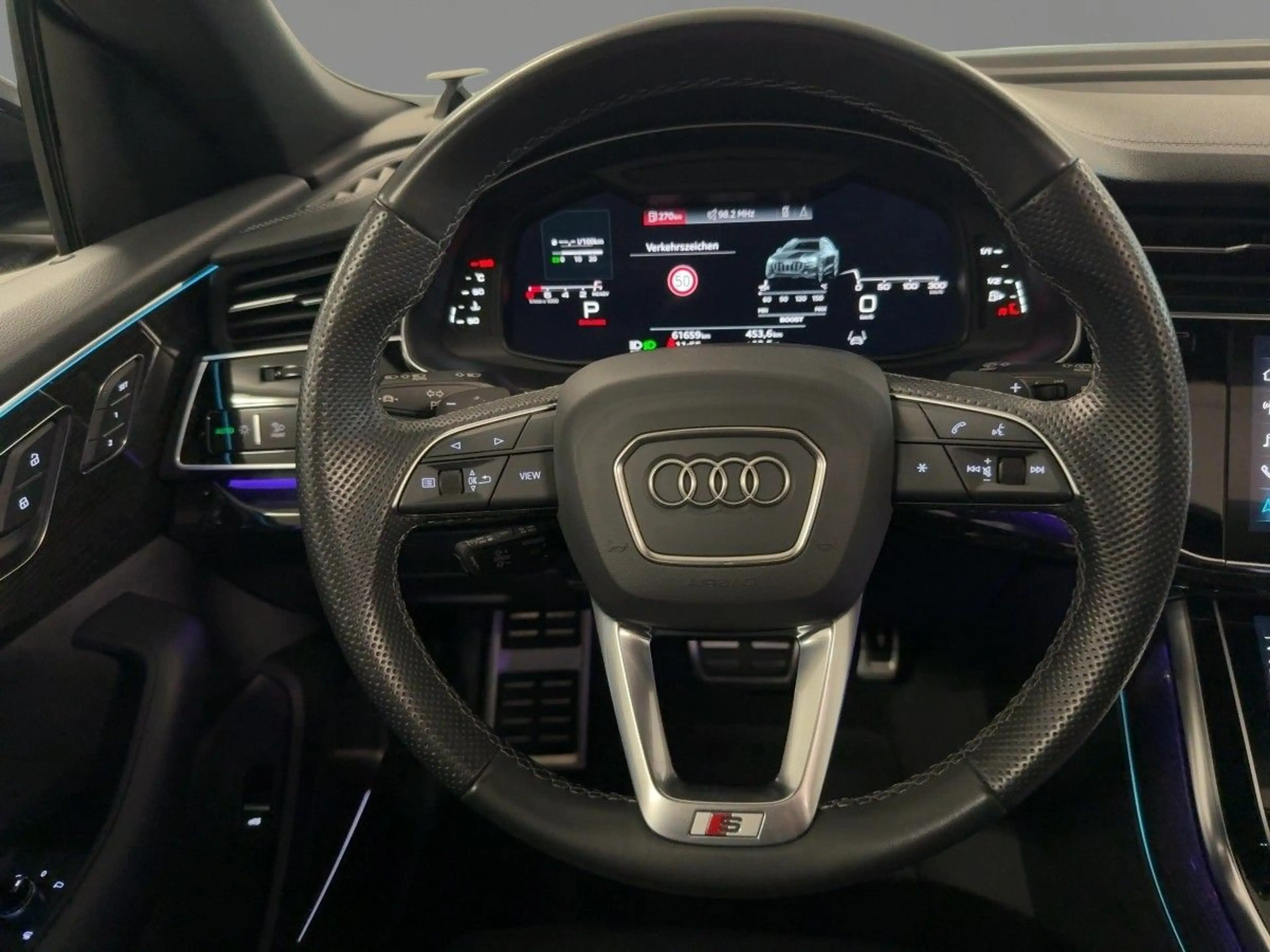 Audi SQ8 TFSI tiptr. STDHZG MATRIX 360°K HUD PANO — photo 13