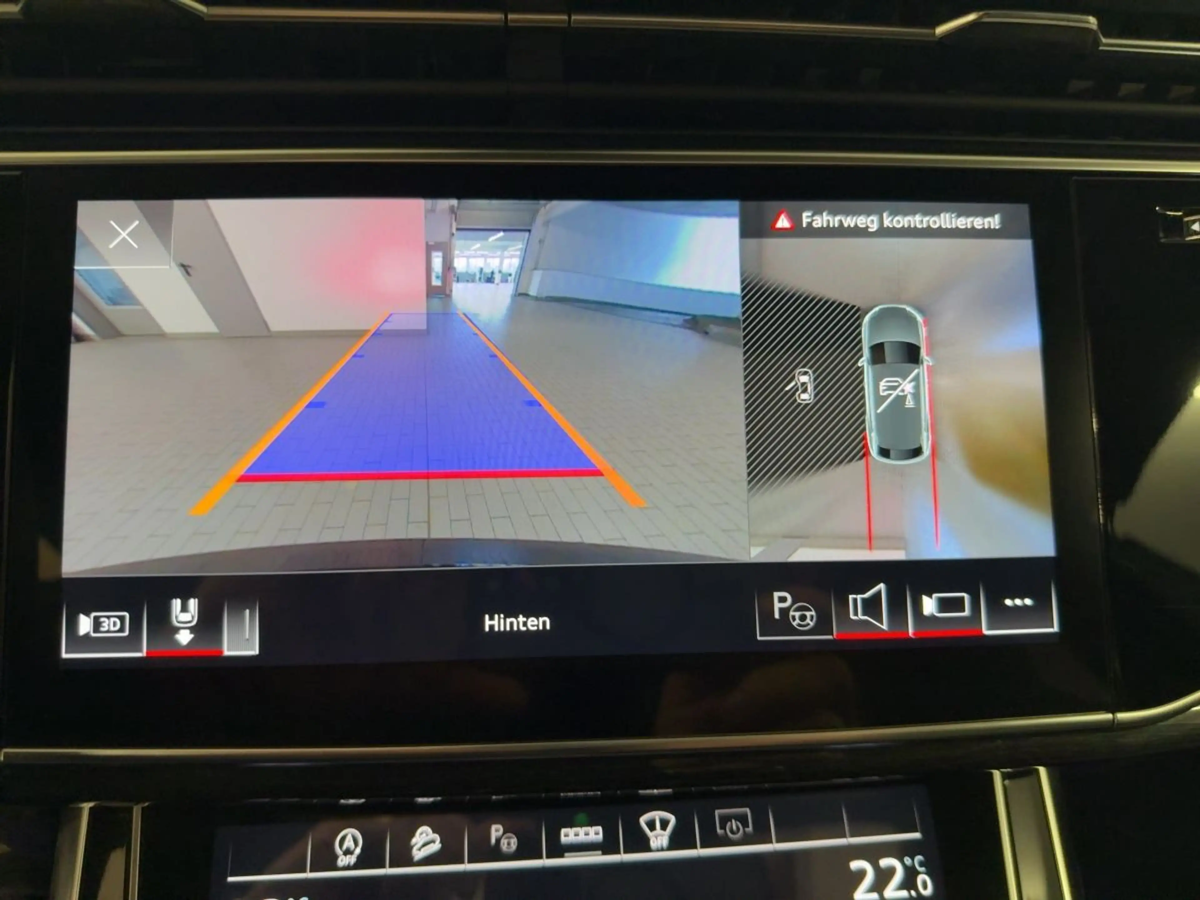 Audi SQ8 TFSI tiptr. STDHZG MATRIX 360°K HUD PANO — photo 22