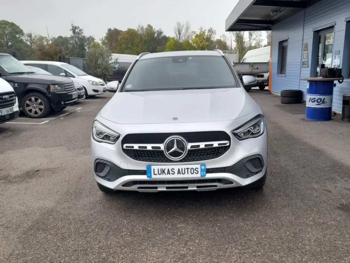 Mercedes-Benz GLA 250 250 e 8G-DCT Business Line Grijs - 2