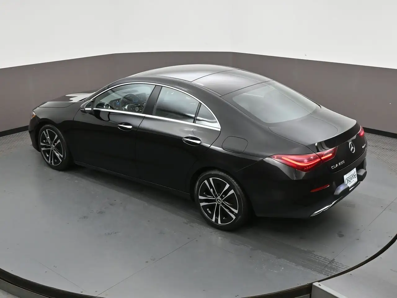 Mercedes-Benz CLA снимка Mercedes-Benz CLA