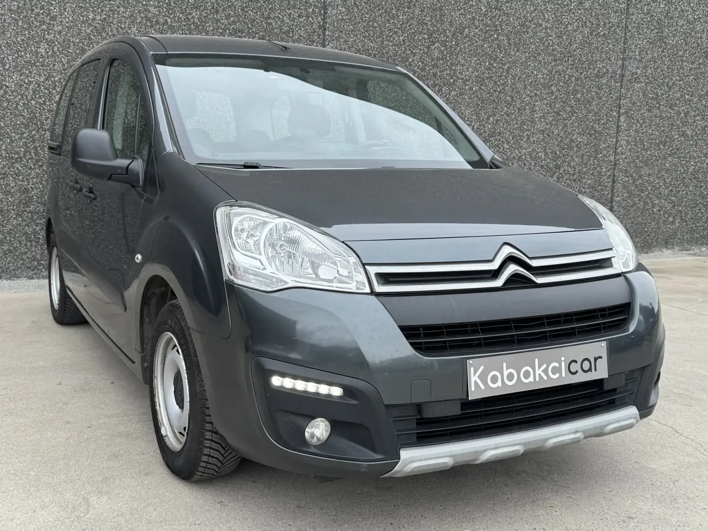 Citroen Berlingo 1.6hdi 99cv/AC/ATTACHE REMORQUE/GARANTIE Grijs - 1