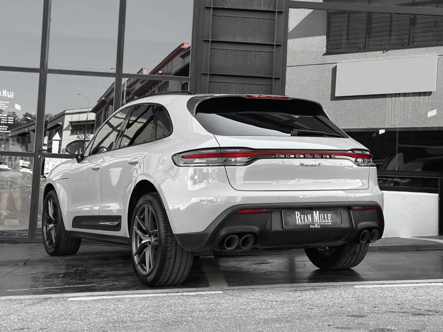 Porsche Macan T Aut. - 2