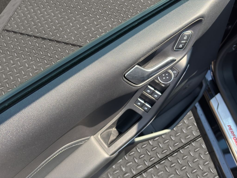 Ford Fiesta 1.5 EcoBoost S&S mit Leder-Exclusiv-Paket ST — photo 10