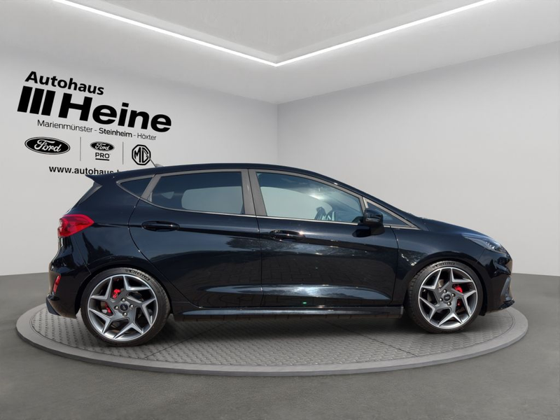 Ford Fiesta 1.5 EcoBoost S&S mit Leder-Exclusiv-Paket ST — photo 6
