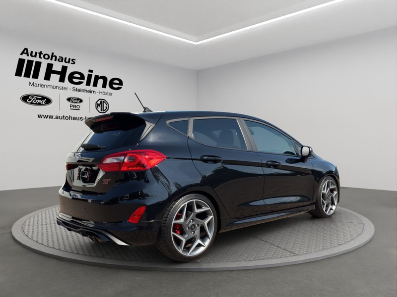 Ford Fiesta 1.5 EcoBoost S&S mit Leder-Exclusiv-Paket ST — photo 5