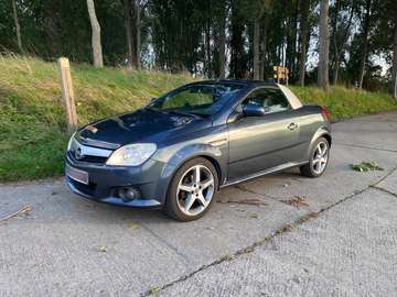 Tigra Twintop 1.8 Linea Rossa