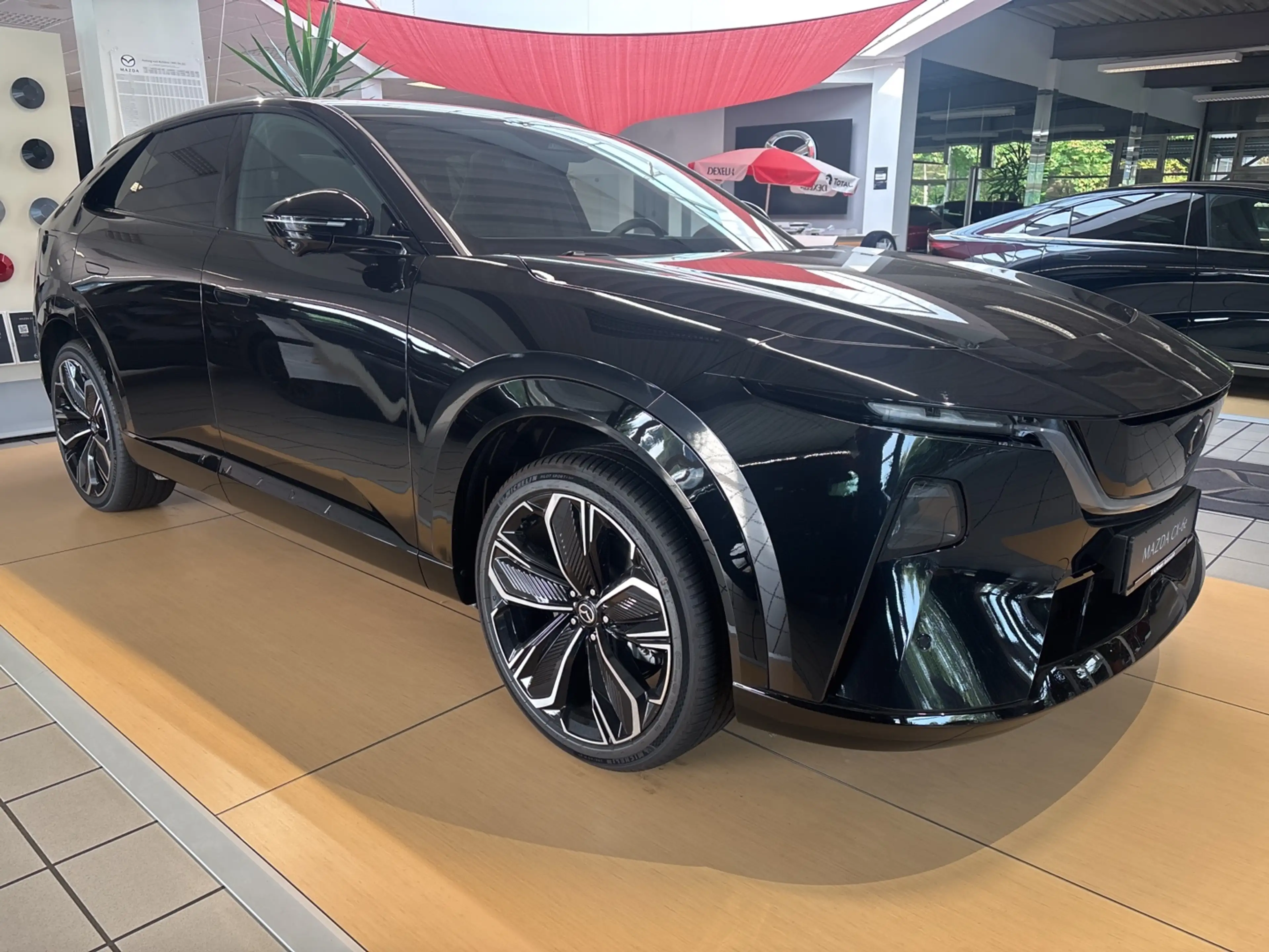 Mazda CX-6e Takumi EV 258PS RWD — photo 6