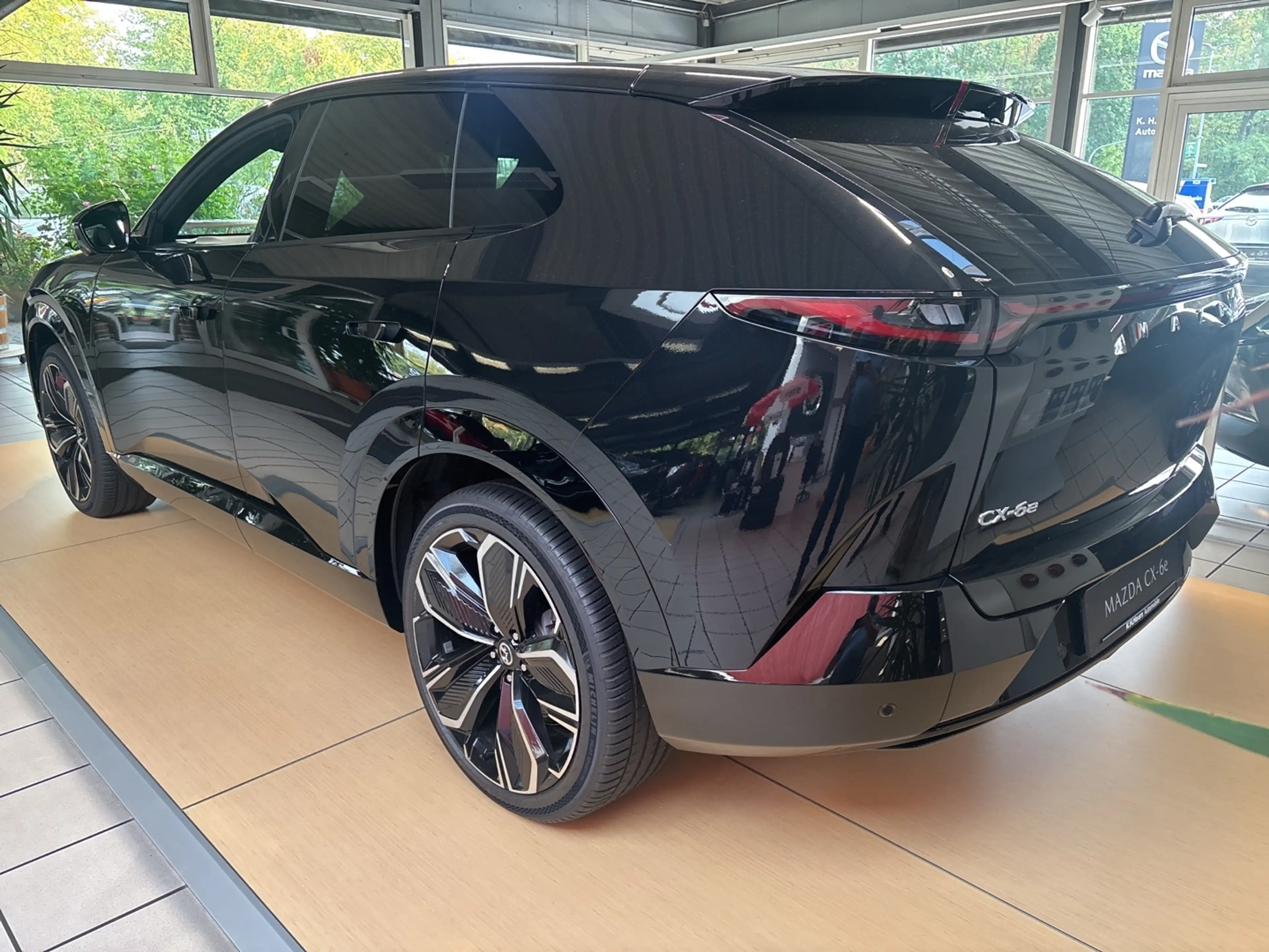 Mazda CX-6e Takumi EV 258PS RWD — photo 3